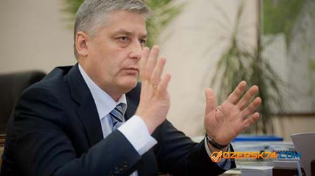 Иван Сеничев подал в отставку