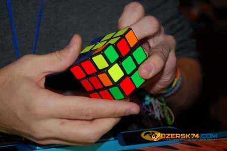 В Челябинске пройдут соревнования по сборке кубика Рубика на скорость