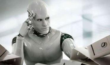 Работодателям в России предложили заменить сотрудников роботами