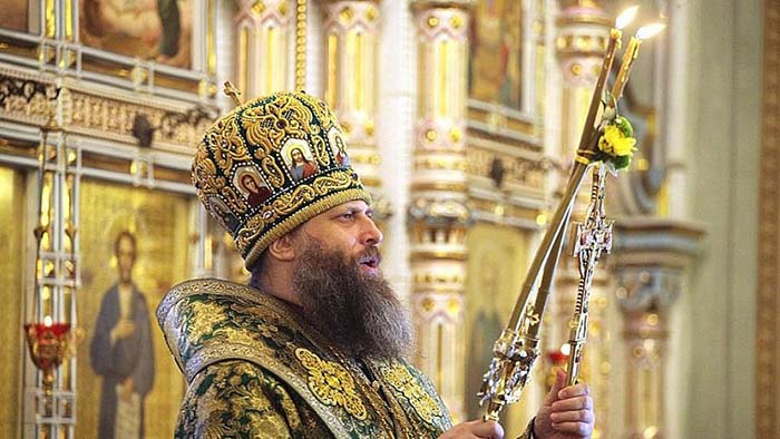 Православные южноуральцы празднуют День Святой Троицы