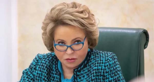 Матвиенко призвала россиян забыть о заграничных поездках до конца года