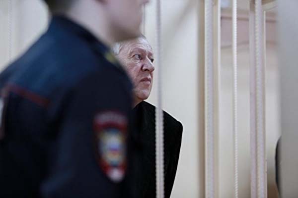 В Челябинске суд продлил домашний арест Тефтелеву