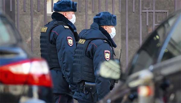 Полицейские получат право вскрывать машины россиян