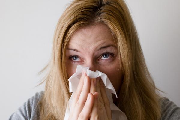 Как спасти человека при внезапной аллергии