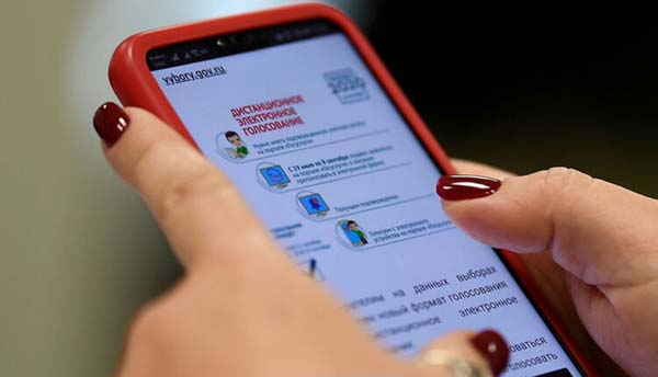 Госдума одобрила закон о проведении онлайн-голосования в России на выборах всех уровней