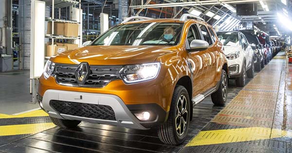 Renault приостановит свою работу в России