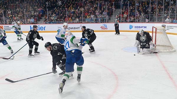 Хоккеисты «Трактора» одержали победу над «Салаватом Юлаевым» и вышли вперед в серии плей-офф Кубка Гагарина