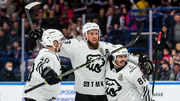 Хоккеисты челябинского «Трактора» обыграли «Металлург» во втором матче в Кубке Гагарина
