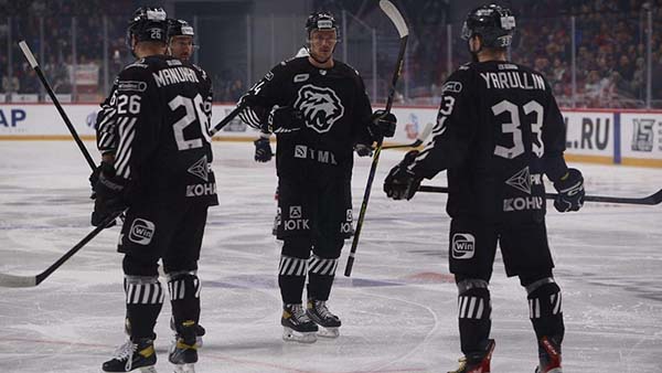 Хоккеисты челябинского «Трактора» одержали первую крупную победу в новом сезоне КХЛ