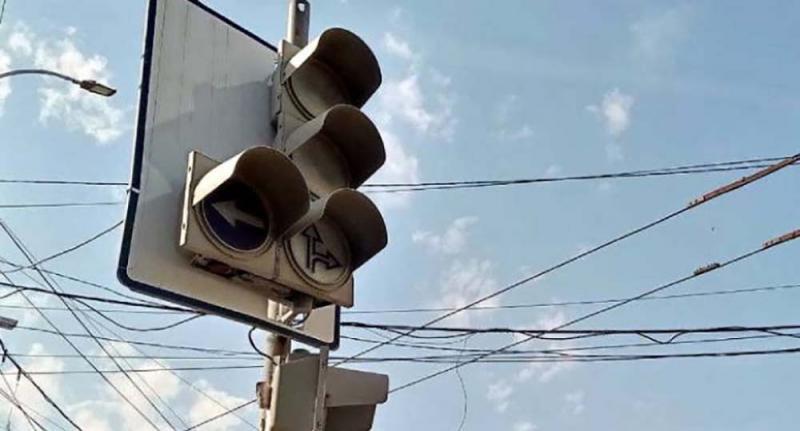 На российских светофорах появится сигнал белого цвета