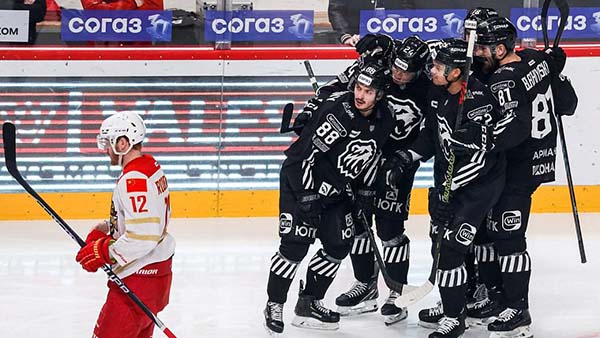 Хоккейный клуб «Трактор» разгромил «Куньлунь» и одержал третью победу подряд