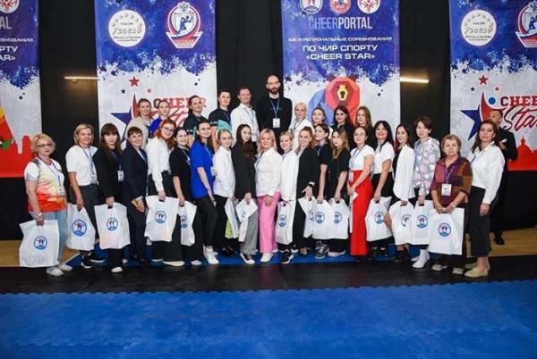 Черлидеры ДТДМ одержали блестящие победы на межрегиональном турнире