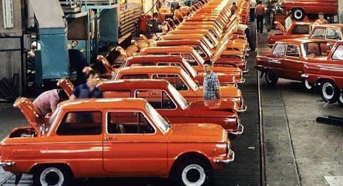 Сборка легендарных «запорожцев» на заводе, 1980 год