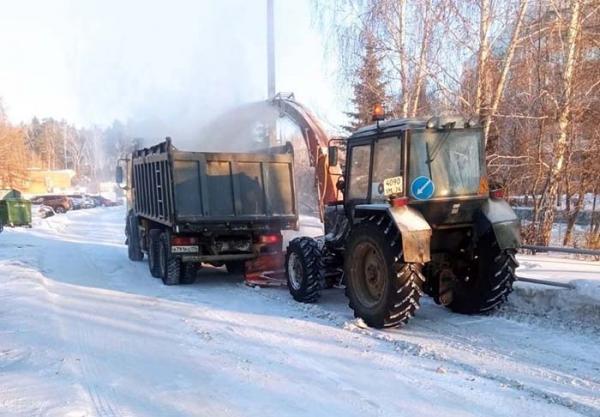 Мэр Озерска продолжает держать тему уборки снега на особом контроле